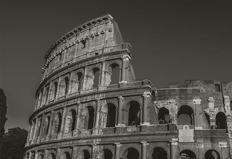 avant la colorisation d'images architecturales en noir et blanc